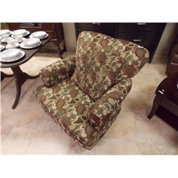 UPHOLSETERED ARM CHAIR