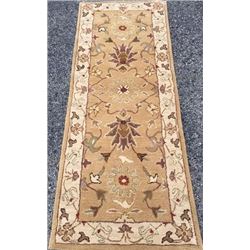Unique size and unusual sultan-abad design Runner