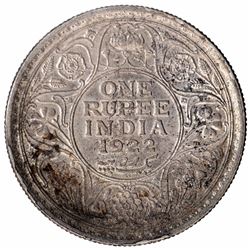 Silver One Rupee Coin of King George V of Bombay Mint of 1922.