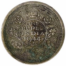 Error Silver One Rupee Coin of King George VI of 1944.