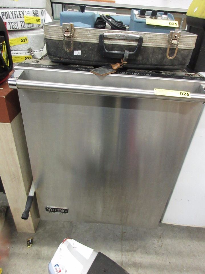 Viking Stainless Steel Under Counter Dishwasher