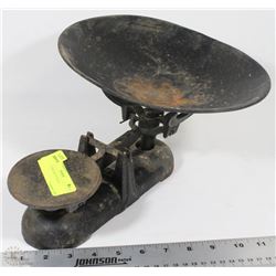 VINTAGE BALANCE SCALE
