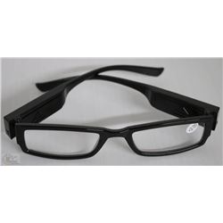 NEW PAIR OF READING GLASSES +2.00
