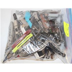 BAG OF ASSORTED CORK SCREWS