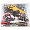 Image 1 : BAG OF ASSORTED SCISSORS