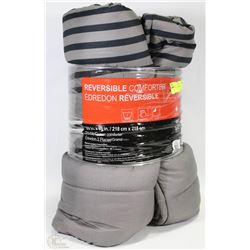 REVERSIBLE COMFORTER QUEEN SIZE