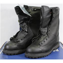 PAIR OF MATTERHORN CSA APPROVED WORK BOOTS SZ 9W