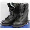 Image 1 : PAIR OF MATTERHORN CSA APPROVED WORK BOOTS SZ 9W