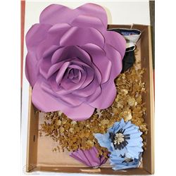 BOX WITH DECORATIVE ITEMS AND BLACK AND WHITE