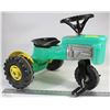 Image 1 : VINTAGE PLASTIC PEDDLE TOY FARM TRACTOR "RELIABLE