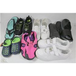 FLAT OF ASSORTED STYLE SHOES