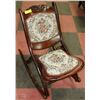 Image 1 : VINTAGE FOLDING ROCKING CHAIR WITH ORIGINAL