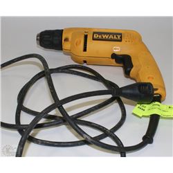 DEWALT 3/8" ELECTRIC DRILL