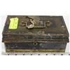 Image 1 : ANTIQUE TIN KEEPSAKE BOX WITH KEY