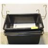 Image 1 : 3 HANGING STORAGE BINS