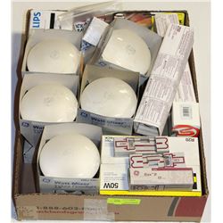 LOT OF ASSORTED LIGHT BULBS