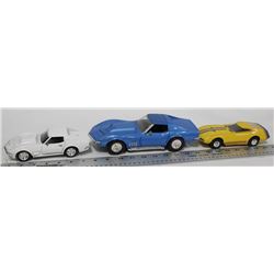 LOT OF 3 CORVETTE DIE CAST COLLECTIBLE CARS INCL