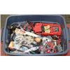 Image 1 : TUB OF ASSORTED LEGO (INCLUDES STAR WARS)