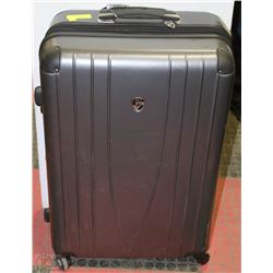 NEW HEYS 4WD UPRIGHT HARDSHELL 30" SUITCASE