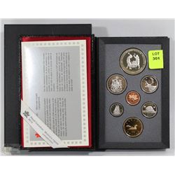 RCM 1988 CANADIAN PROOF SET W/ SILVER & NICKLE