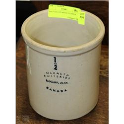 HALF GALLON MEDALTA CROCK