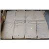 Image 1 : 8 BAGS OF 25 GRIT SAND BLASTING BEADS