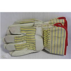 3 PAIRS OF WORK GLOVES