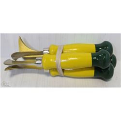 LOT OF 4 RICHARD LINOLEUM KNIVES