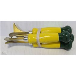 LOT OF 4 RICHARD LINOLEUM KNIVES