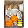 Image 1 : BOX OF ASSORTED LIGHTS