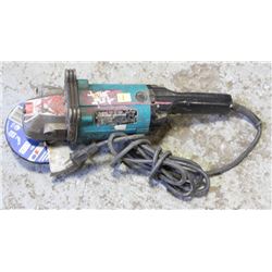 MAKITA 9607 NB 180MM HEAVY DUTY DISC GRINDER