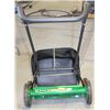 Image 1 : SCOTTS CLASSIC 20" HAND MOWER