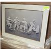 Image 1 : FRAMED PICTURE STRINGED QUARTET