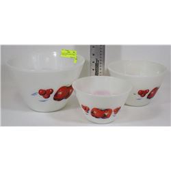 VINTAGE FIREKING APPLE CHERRY 3 PC BOWL SET