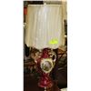 Image 1 : VINTAGE LAMP