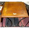 Image 1 : WOODEN TOP END TABLE W/ DECORATIVE METAL BASE