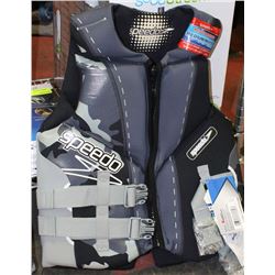 SPEEDO MENS LIFE VEST - SIZE MEDIUM