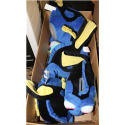 LOT OF 5 NEW FINDING DORY PLUSH PIGGY BANKS