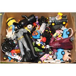 SMALL FLAT OF ASSORTED KIDS FIGURINES