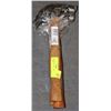 Image 1 : 3 WOODEN HANDLE CLAW HAMMERS