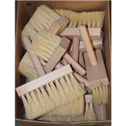 LOT OF 9 WHITEWASH 6" BRUSHES