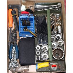 FLAT OF SOCKETS & MECHANICS TOOLS INCL.