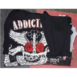 LOT WITH 4 MEN'S MOTORCYCLE GRAPHIC SHIRTS, AND 1