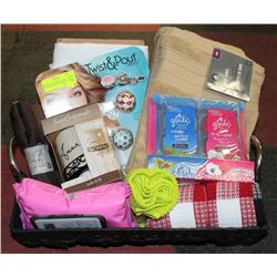 WOMENS GIFT BASKET,NEW MOISTURIZING BALM,BATH
