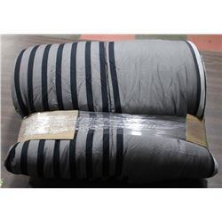 MAINSTAYS DOUBLE/QUEEN COMFORTER,BLACK ,BROWN