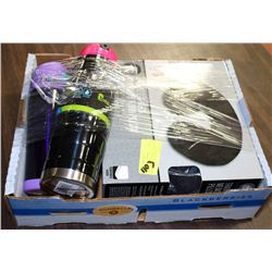 FLAT WITH NEW TRAVEL U-NECK MEMORY FOAM PILLOWS&