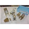 Image 1 : VINTAGE METAL DOLL HOUSE FURNITURE