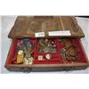 Image 1 : JEWELLRY BOX WITH CONTENTS