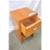 Image 2 : SMALL SINGLE DRAWER NIGHTSTAND