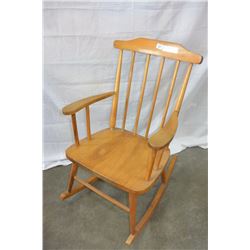 MAPLE ROCKING CHAIR